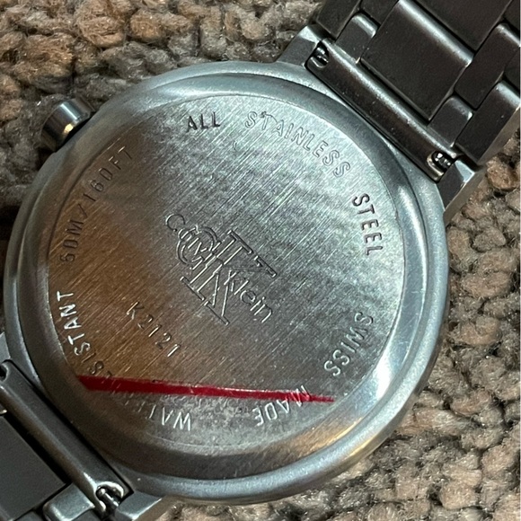 Calvin Klein Unisex Watch. Silver band and gray face - Picture 4 of 4